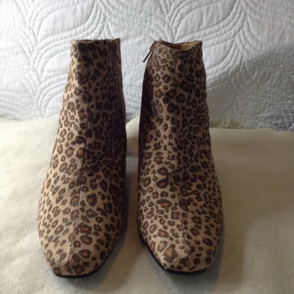 NWOT Ulla Popken Fabric Upper, "11W", Leopard Print and Zip Ankle Booties, Chic - Picture 1 of 7